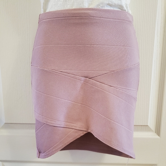 MISSGUIDED BANDAGE MINI SKIRT - Picture 4 of 8